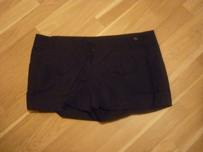 bfb3098ab01f8678df9d45ea9bd692be.jpg