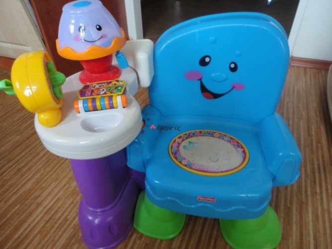 Музыкальный стульчик fisher price смейся и учись