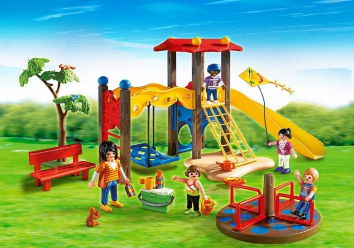 Английский для детей 3-5 лет в игровой форме на детской площадке